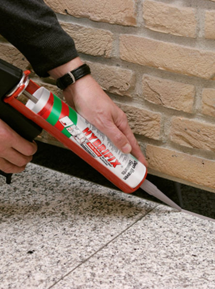 Afbeelding - https-www-ez-catalog-nl-Asset-26139814a5094218be9c2e676e92e969-ImageFullSize-ZWALUW-HYBRIFIX-APPLICATION-IMAGE-jpg